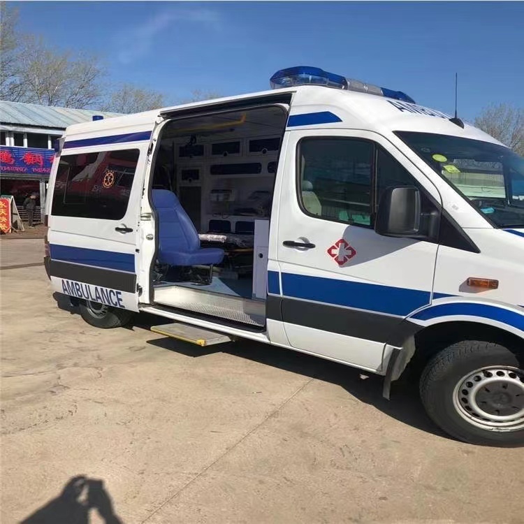 青云谱私人长途救护车出租转院回家