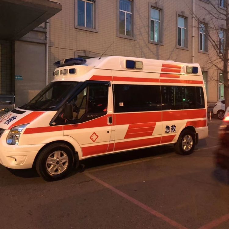 青云谱夜间租赁救护车护送病人转院：安全转运的 8 大核心注意事项